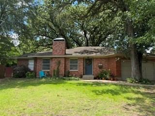 1906 E Beverly Drive, Corsicana, TX 75110 — photo 1