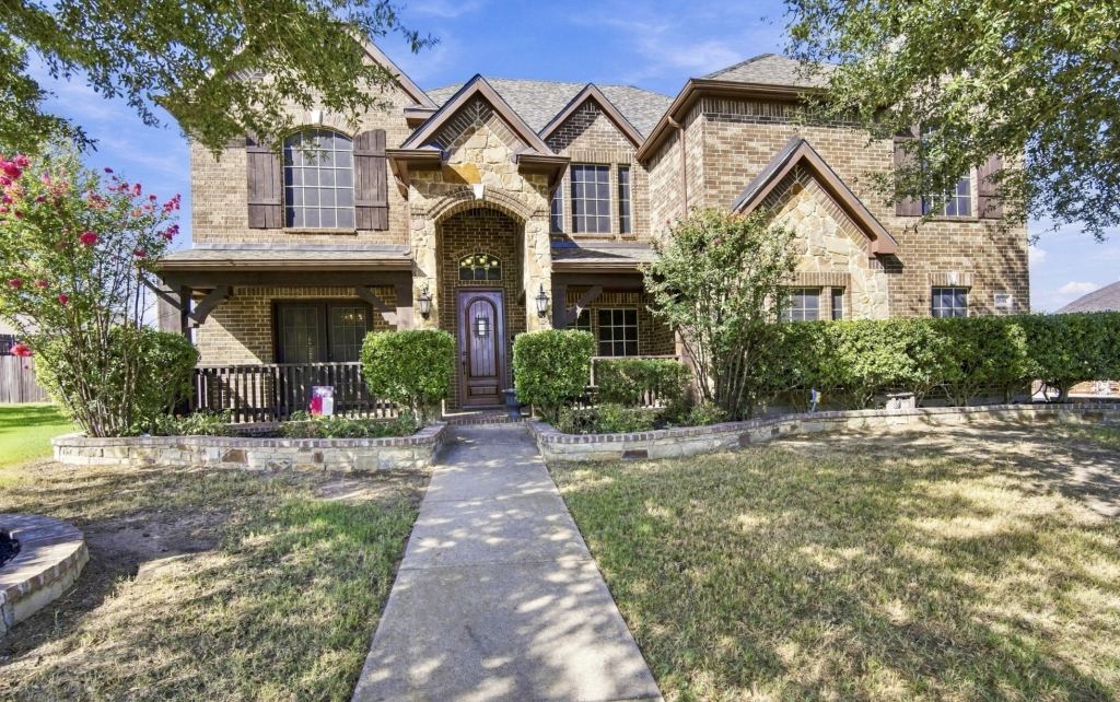 1861 Chuckwagon Drive, Midlothian, TX 76065 — photo 1
