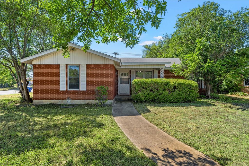 900 N 59th Street, Waco, TX 76710 — photo 1