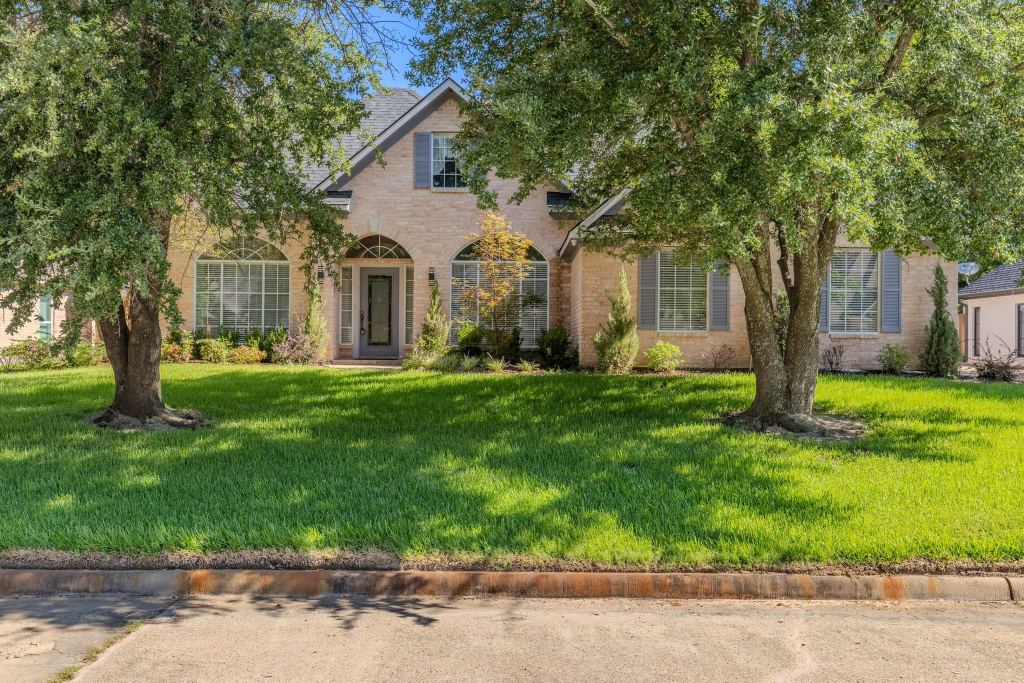 305 Kelli Circle, Sulphur Springs, TX 75482 — photo 1