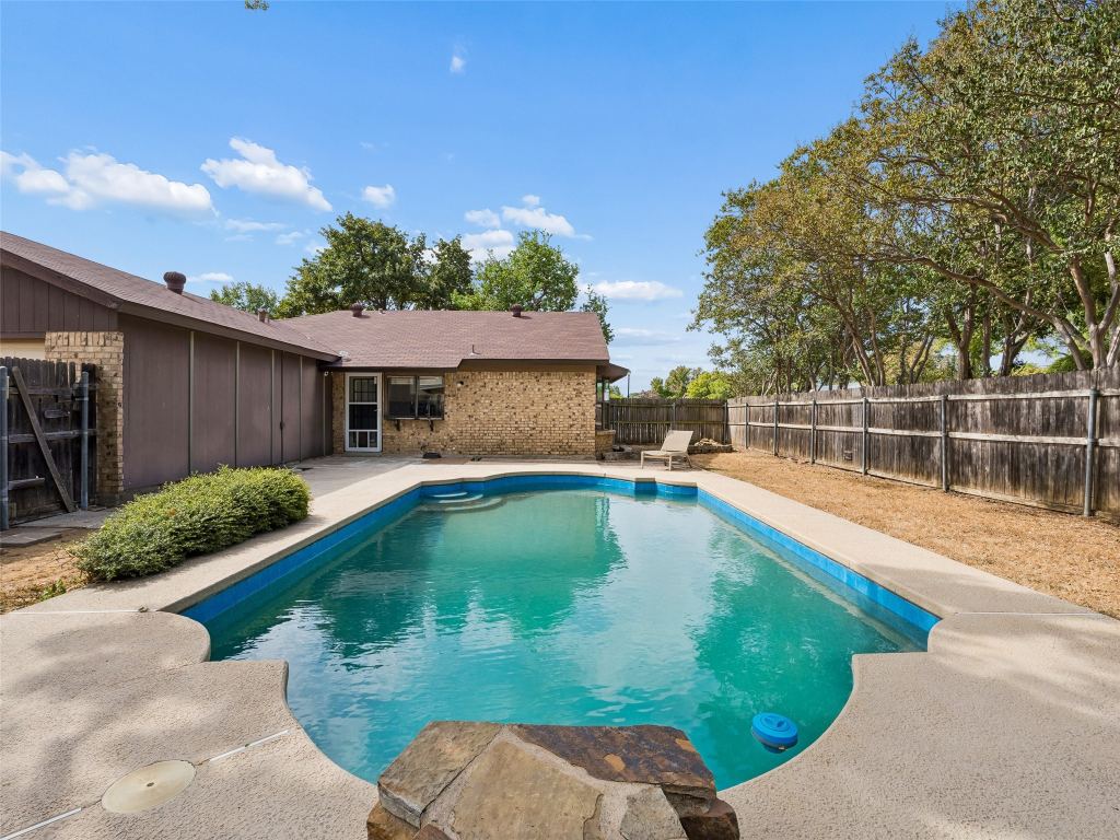 733 Red Wing Drive