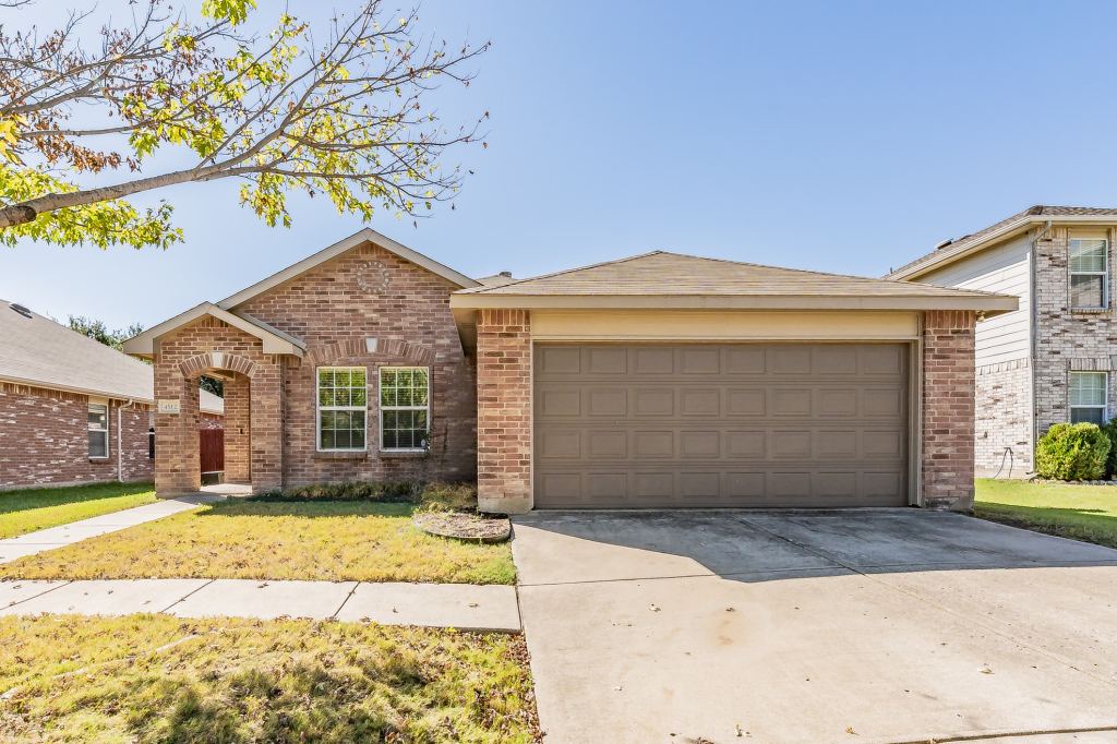 4512 Hounds Tail Lane