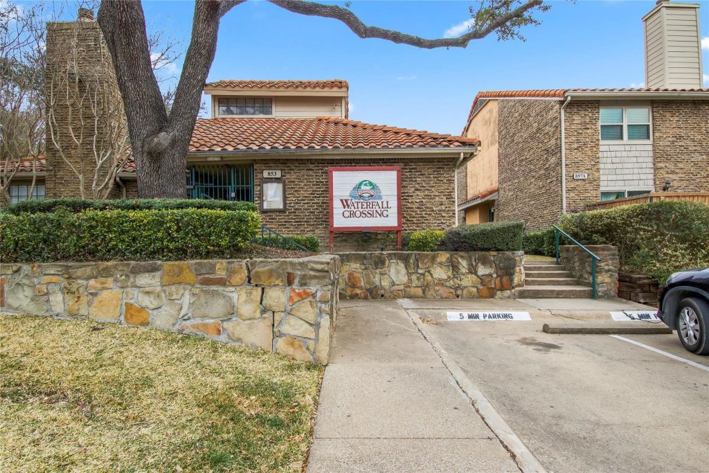 887 Dublin Drive D, Richardson, TX 75080 — photo 1