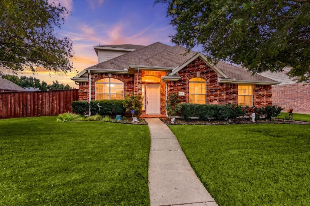 6432 Barstow Lane