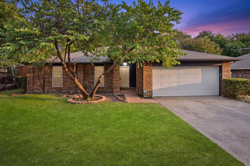4952 Hollow Ridge Road, Dallas, TX 75227 — photo 1