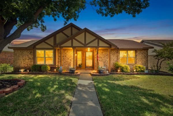1500 Laredo Lane, Mesquite, TX 75150 — photo 1
