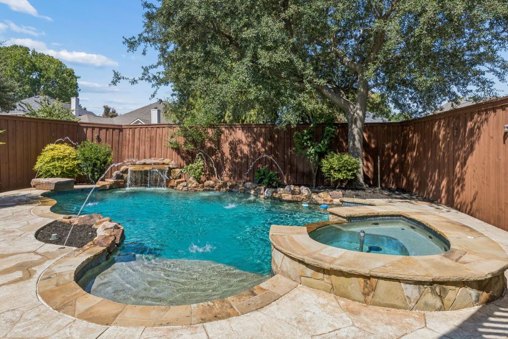 7913 Morningdew Drive, Plano, TX 75025 — photo 1