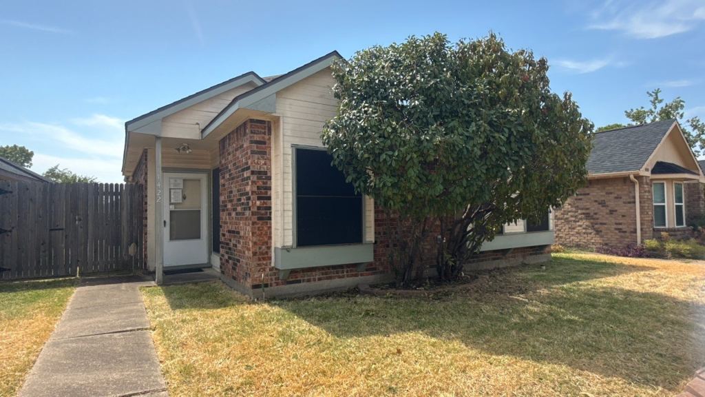 1422 Windmill Lane, Mesquite, TX 75149 — photo 1