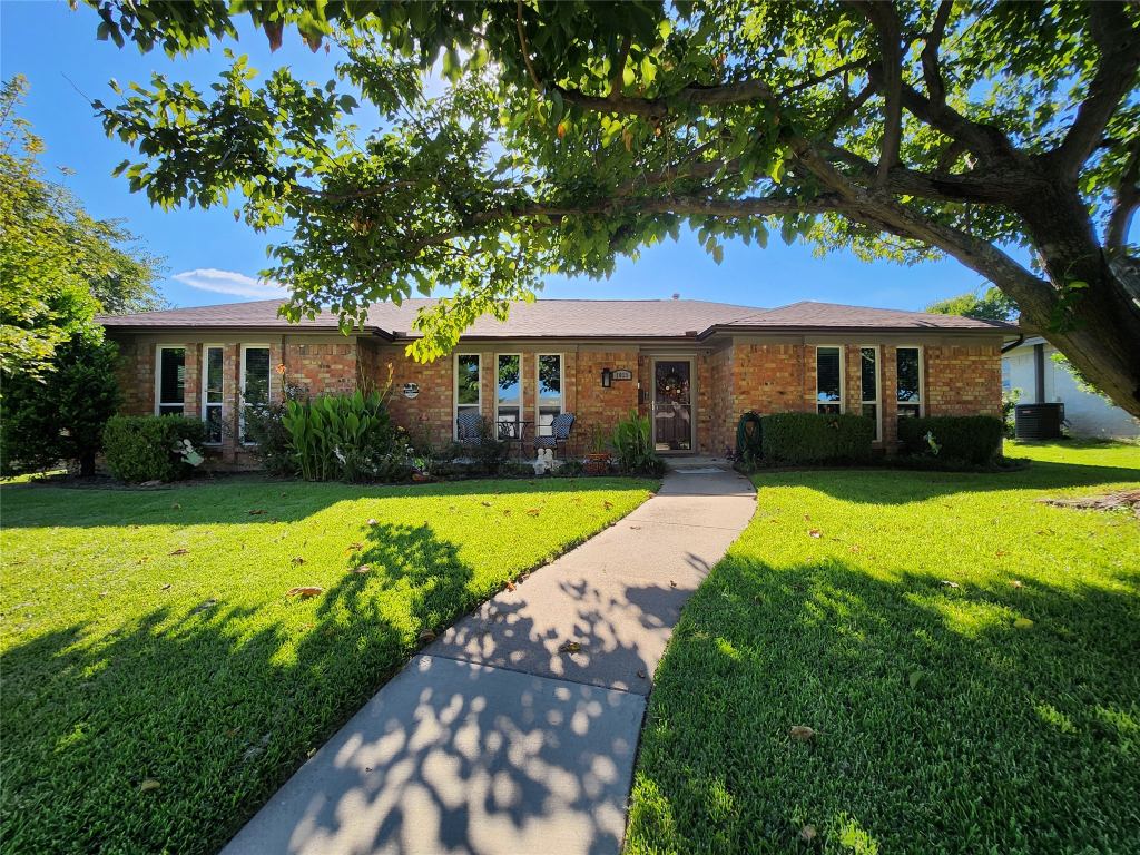 1023 Ridgefield Drive, Plano, TX 75075 — photo 1