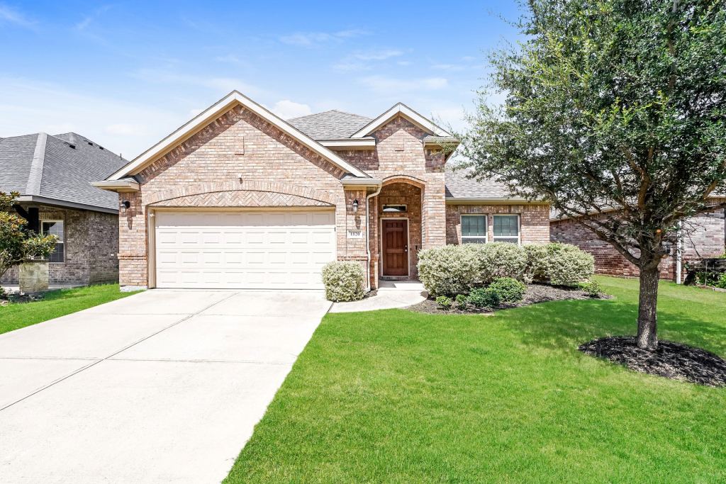 1820 Abby Creek Drive, Little Elm, TX 75068 — photo 1