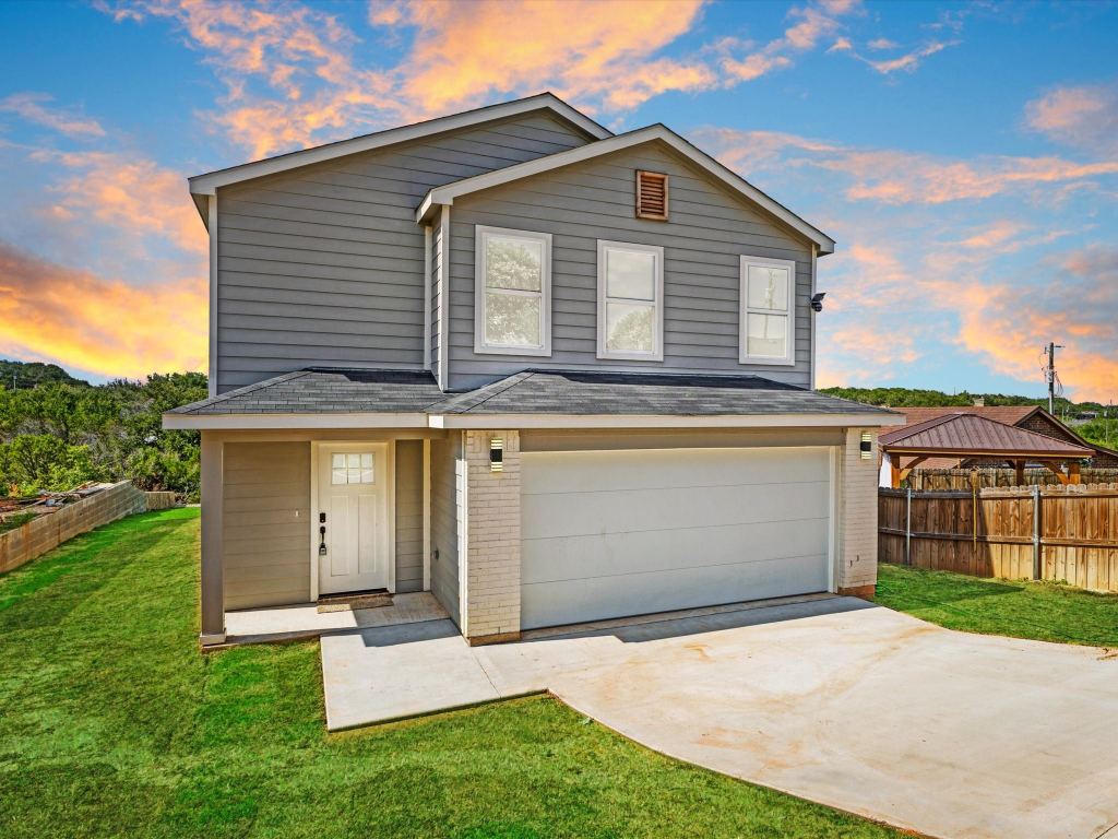 1208 Ridgeview Circle, Granbury, TX 76048 — photo 1