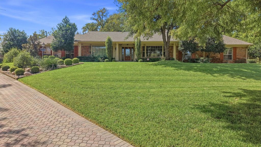 1418 Lotus Circle, Sherman, TX 75092 — photo 1