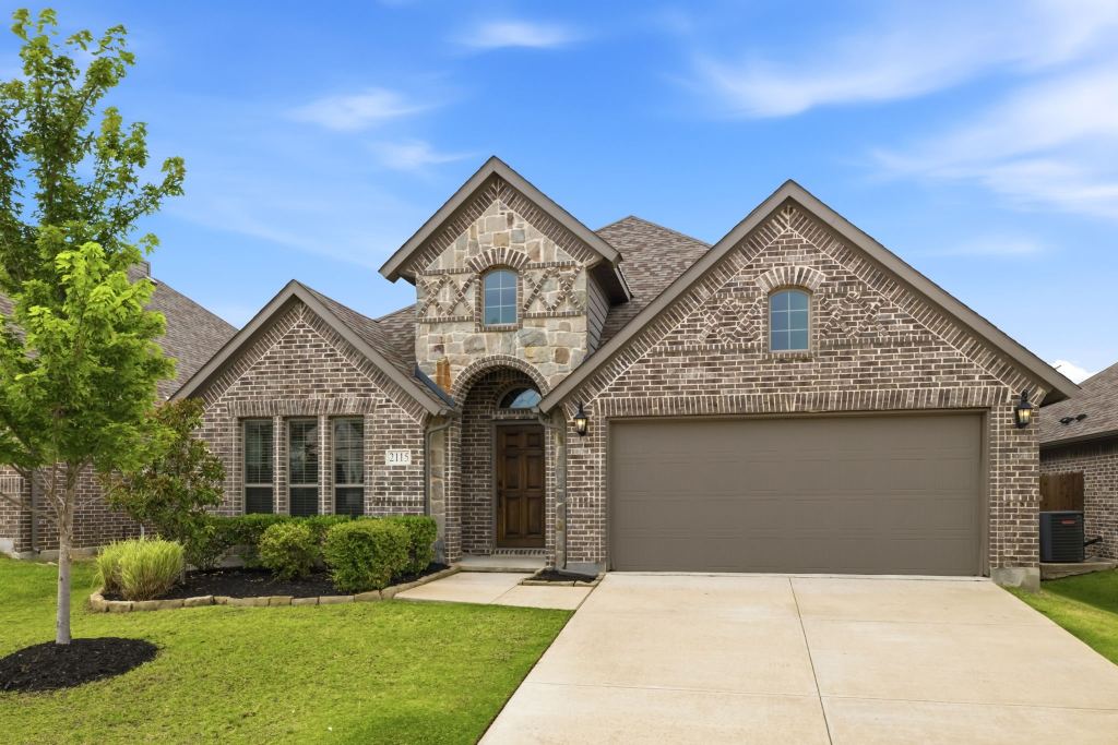 2115 Victoria Lane, Princeton, TX 75407 — photo 1