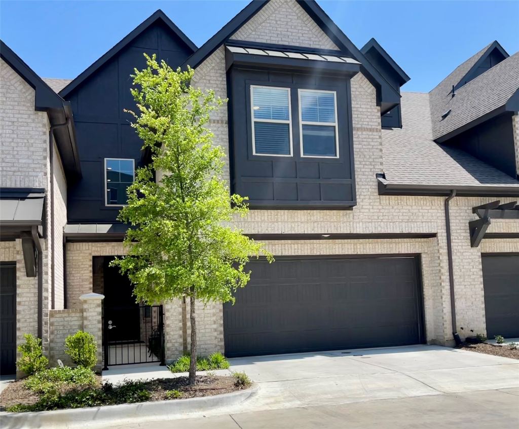 124 Claire Drive, Trophy Club, TX 76262 — photo 1