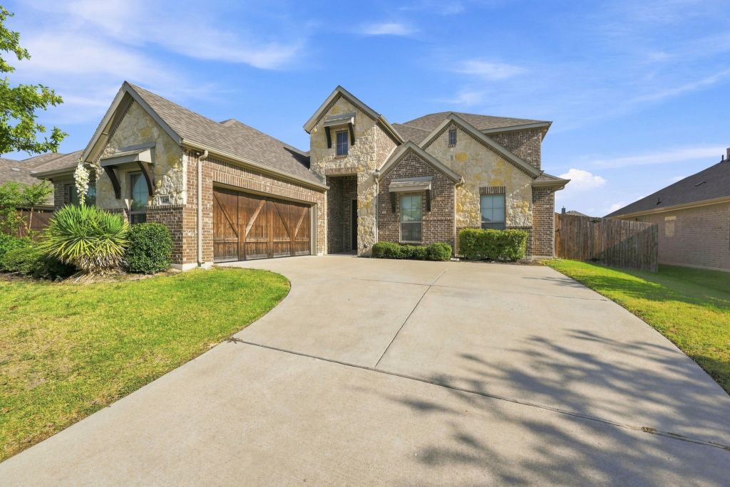 4409 Dandelion Lane, Midlothian, TX 76065 — photo 1