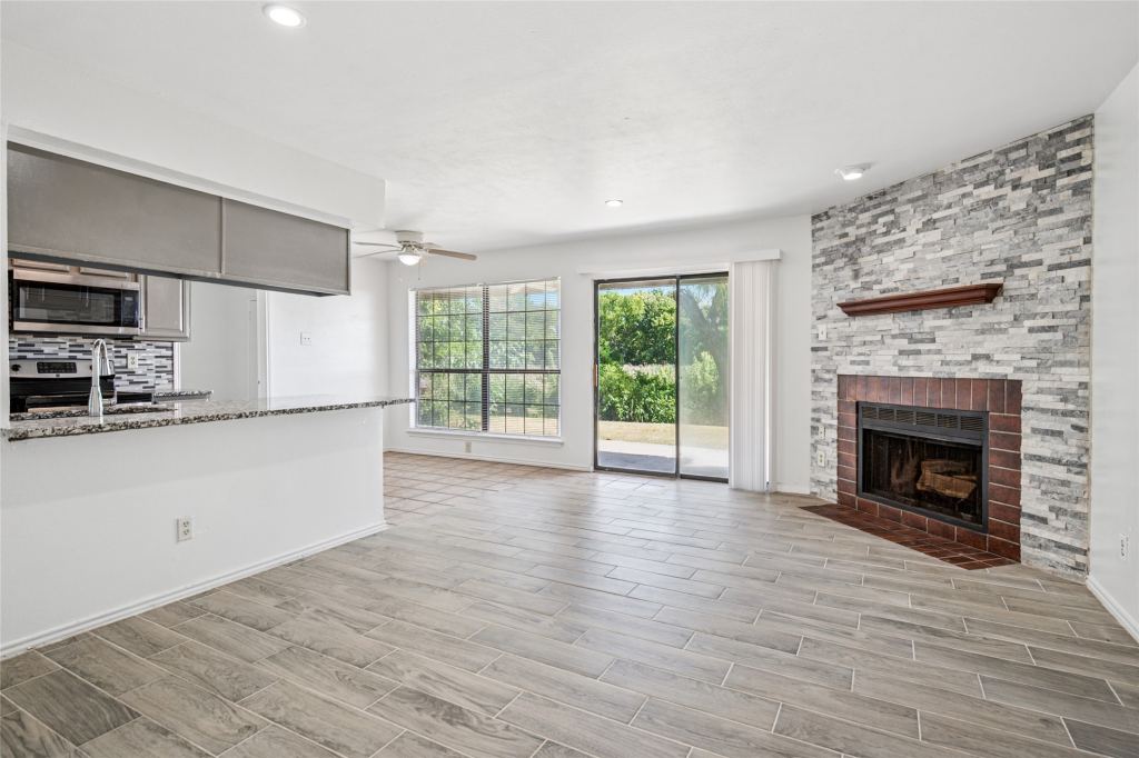 4472 Chaha Road 103, Garland, TX 75043 — photo 1