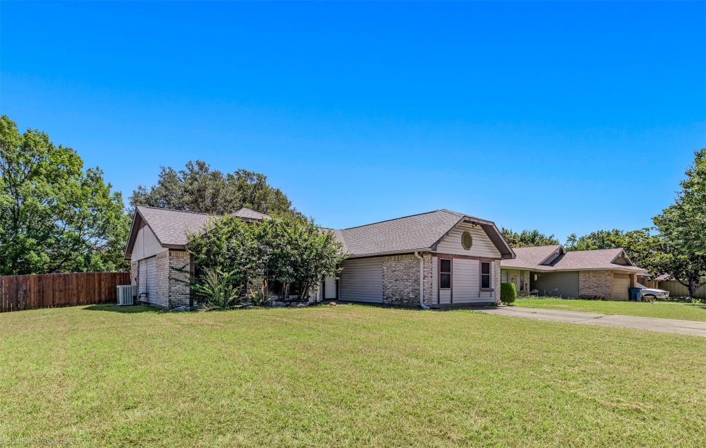 214 Mapleridge Drive, Rockwall, TX 75032 — photo 1