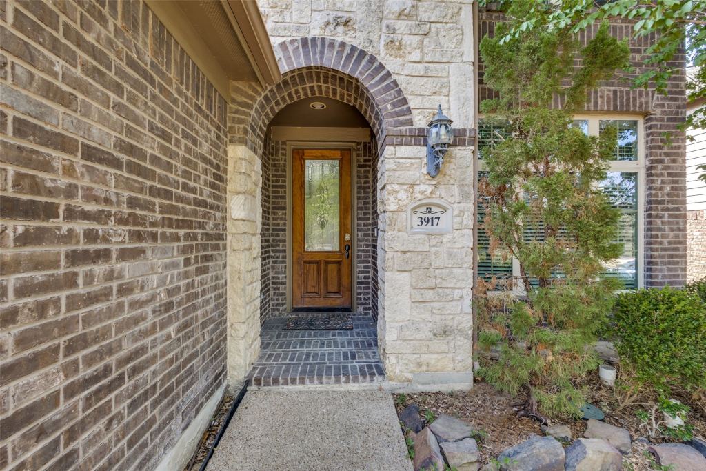 3917 Jeanette Lane