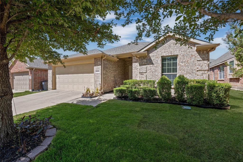 2060 Meadow Park Drive, Princeton, TX 75407 — photo 1
