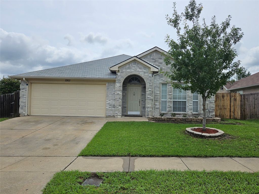 5901 Rising Meadow Drive, Arlington, TX 76018 — photo 1