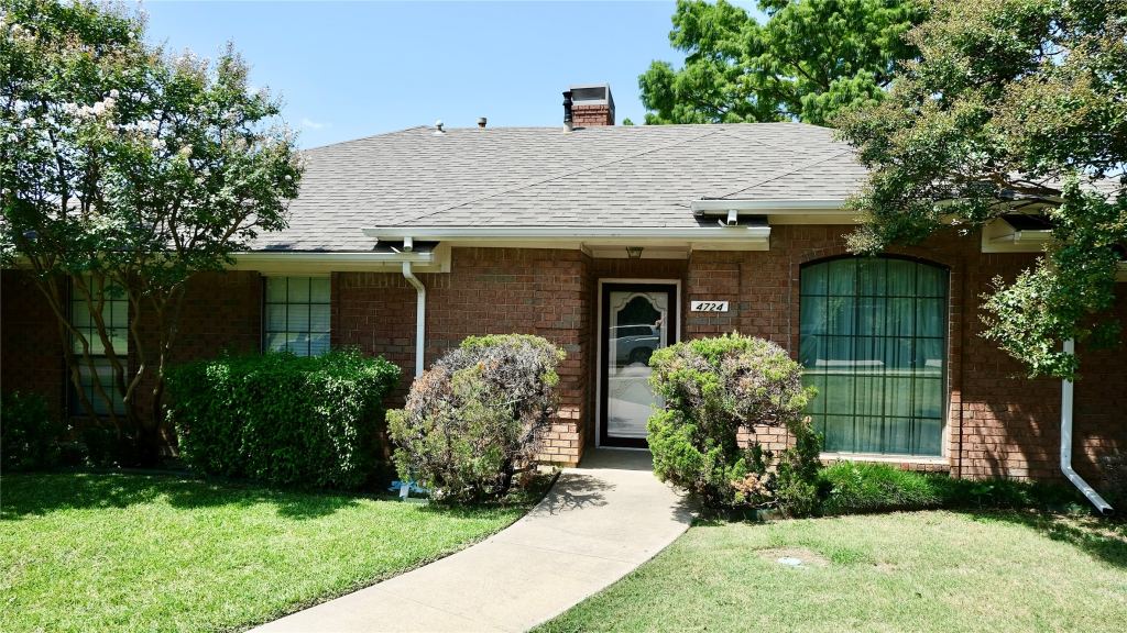 4724 Meadowview Drive