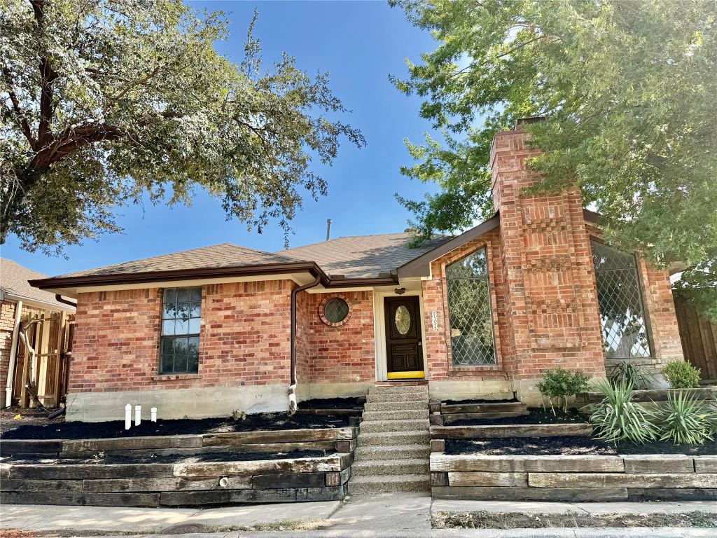 2712 Dali Drive
