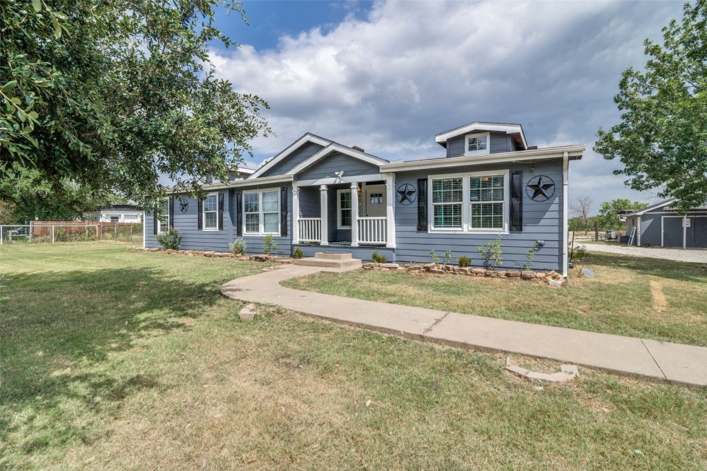 6036 Quail Court, Terrell, TX 75160 — photo 1