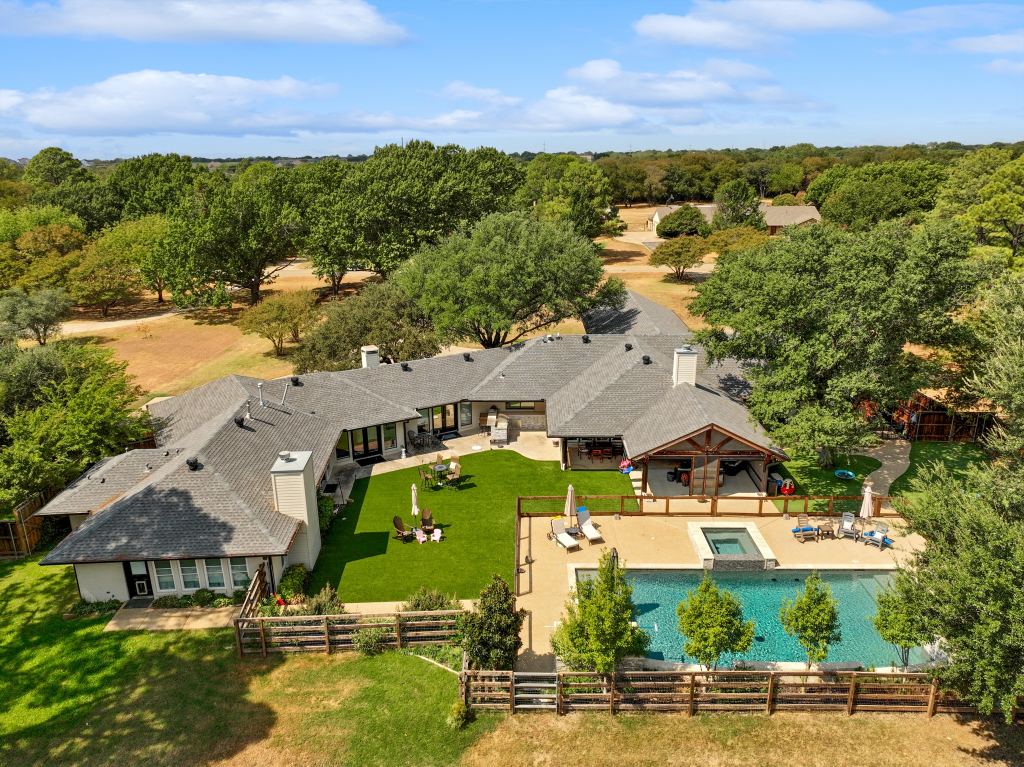 113 Red Oak Lane