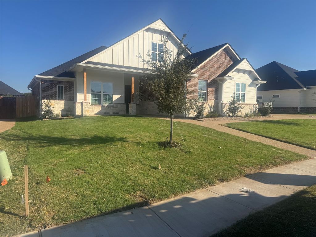 10209 Charmwood Drive, Waco, TX 76712 — photo 1