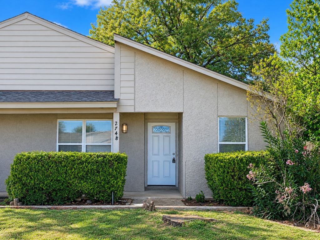 2750 Parkchester Drive, Arlington, TX 76015 — photo 1