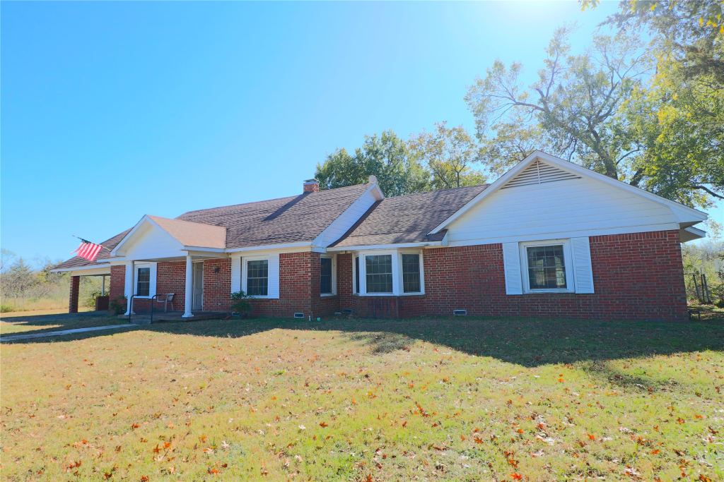 1825 Fm 27 W, Wortham, TX 76693 — photo 1