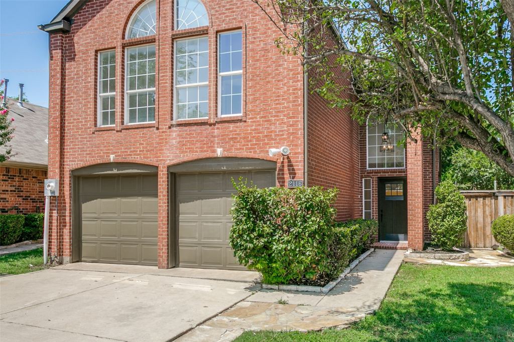 2116 Montclair Lane, Lewisville, TX 75067 — photo 1
