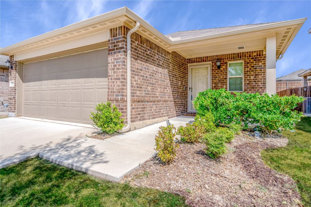1136 Aragon Trail, Mesquite, TX 75149 — photo 1