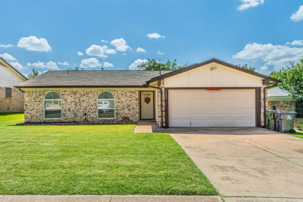 2608 Nelwin Place, Arlington, TX 76016 — photo 1