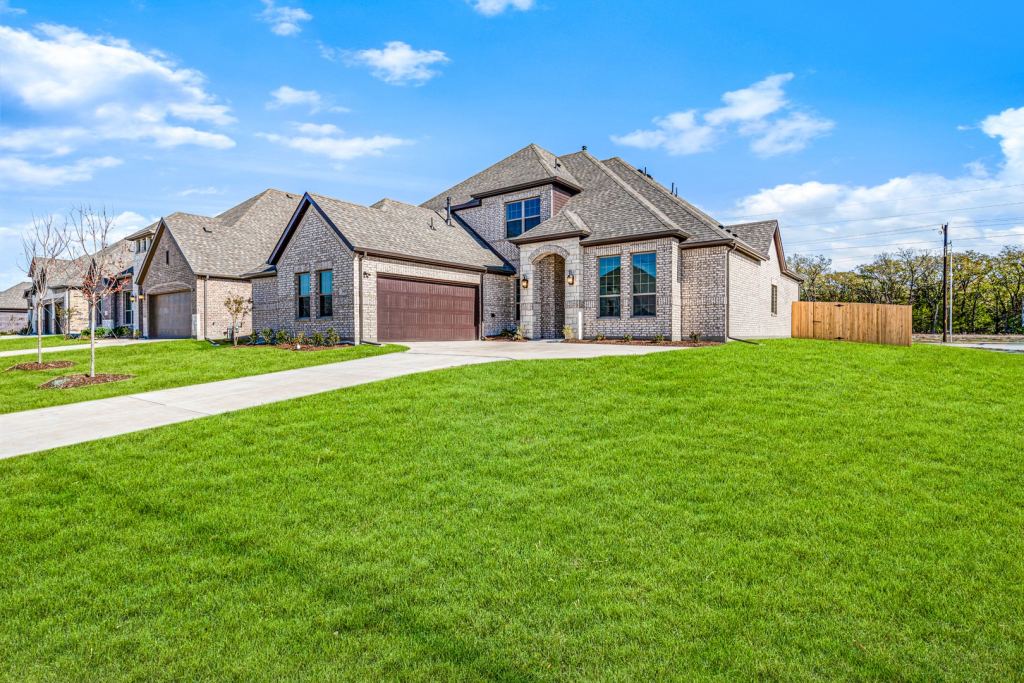 545 Cristo Range, Greenville, TX 75402 — photo 1