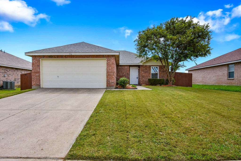 116 Pintail Lane, Sanger, TX 76266 — photo 1