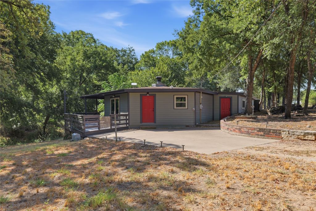 1001 Green Tree Drive, Weatherford, TX 76087 — photo 1