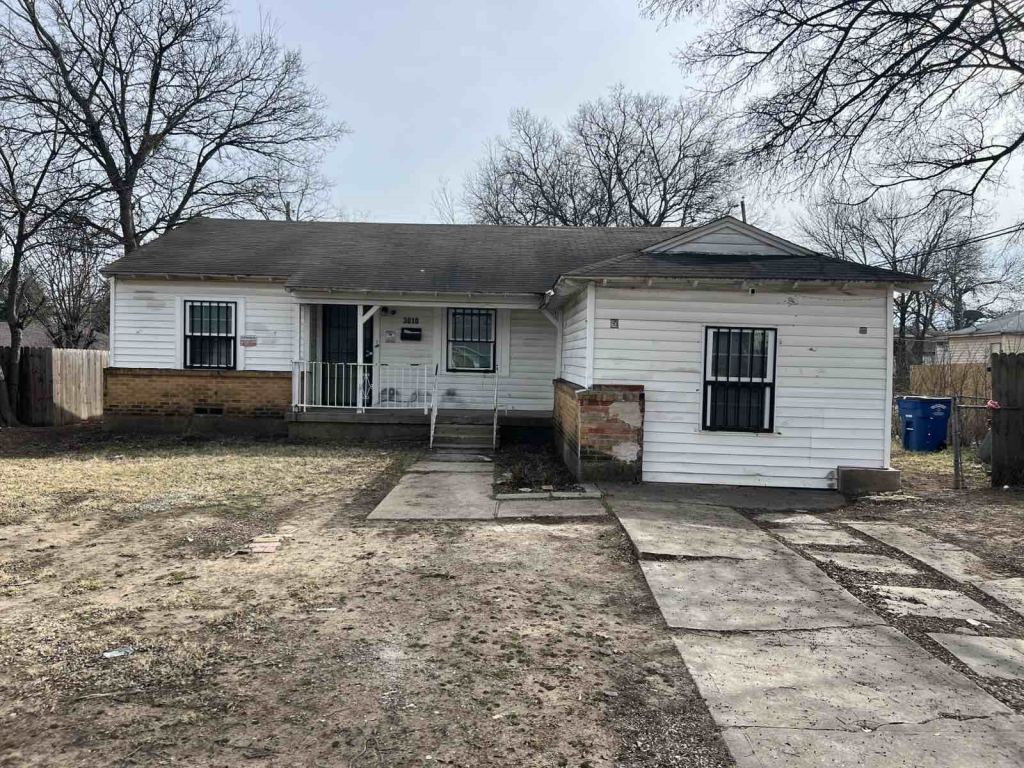 3010 Modree Avenue, Dallas, TX 75216 — photo 1