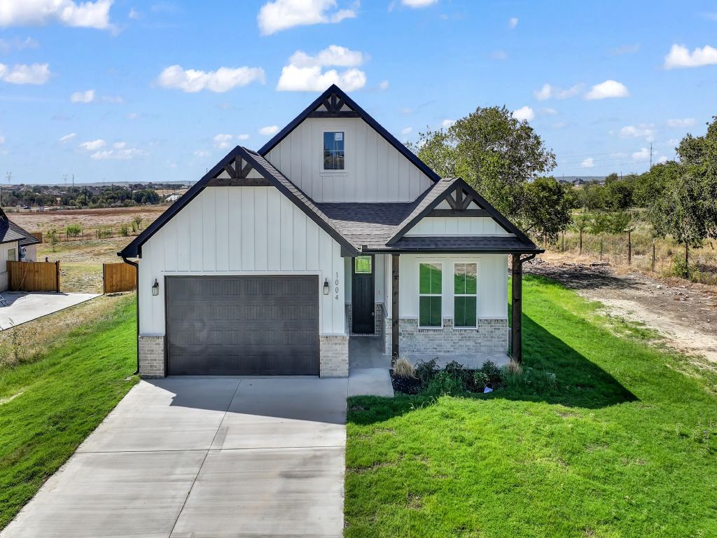 1004 Don Eve Court, Azle, TX 76020 — photo 1
