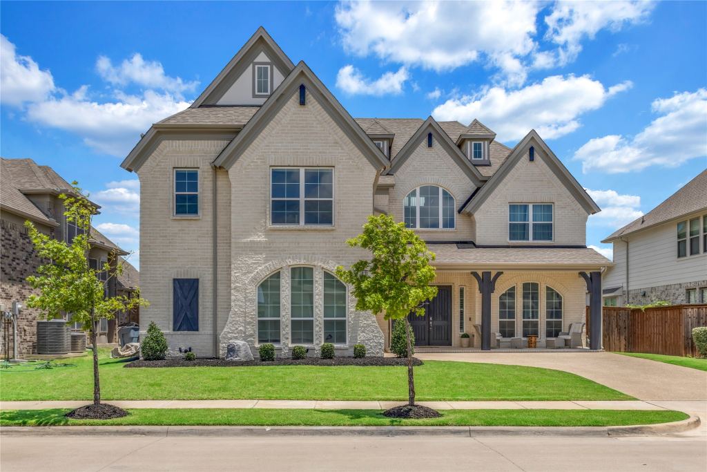1112 Maverick Drive, Mansfield, TX 76063 — photo 1