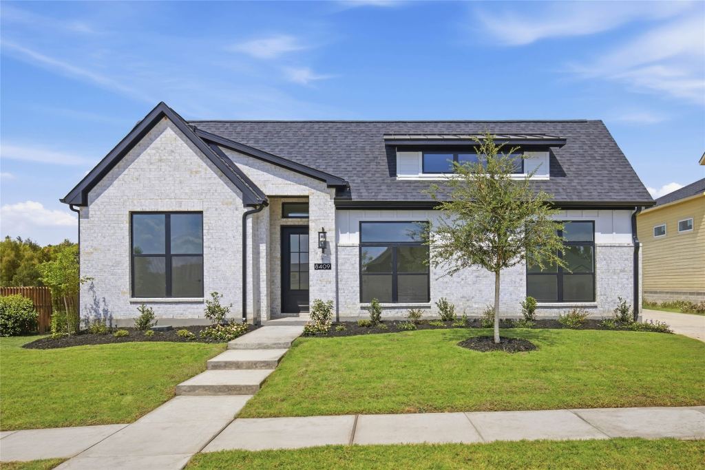 8409 Livi Street, North Richland Hills, TX 76182 — photo 1