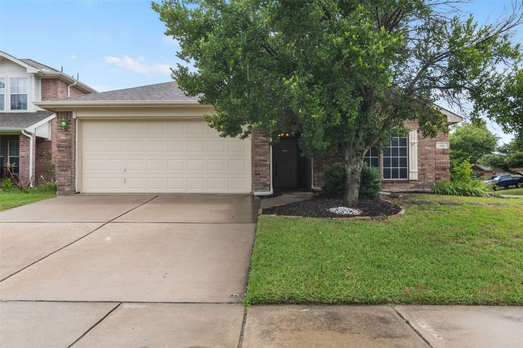 112 Bridlewood Street, Azle, TX 76020 — photo 1