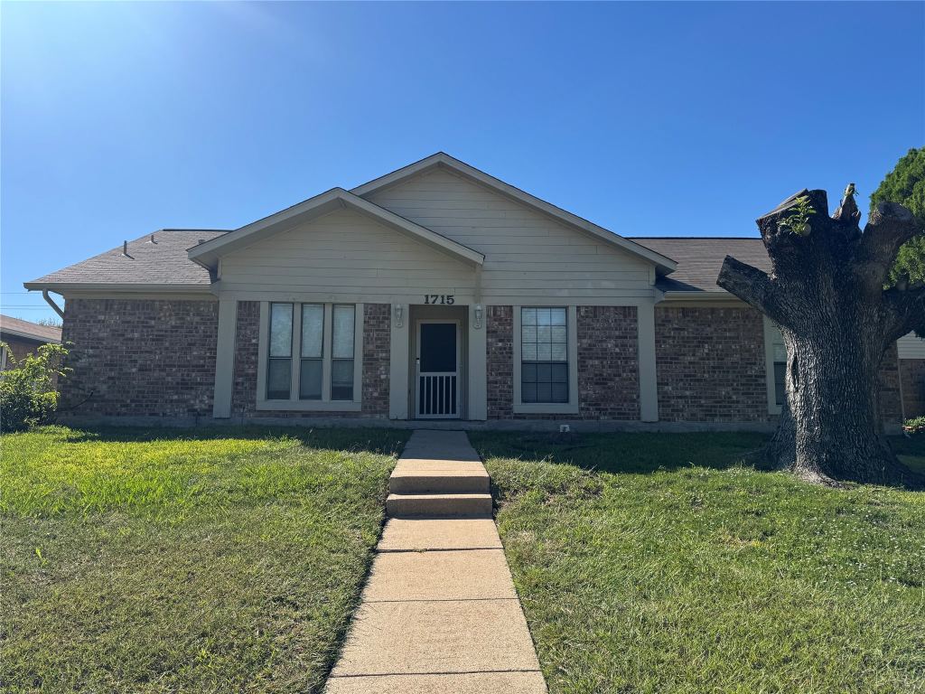 1715 Carolyn Way, Richardson, TX 75081 — photo 1
