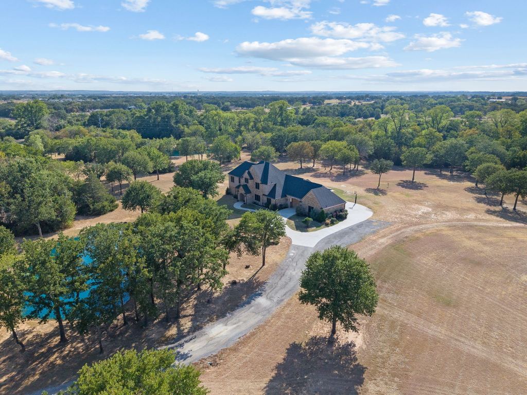 830 County Road 4797, Springtown, TX 76082 — photo 1