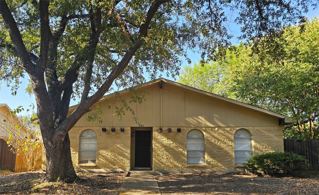 925 Whitehall Drive, Plano, TX 75023 — photo 1