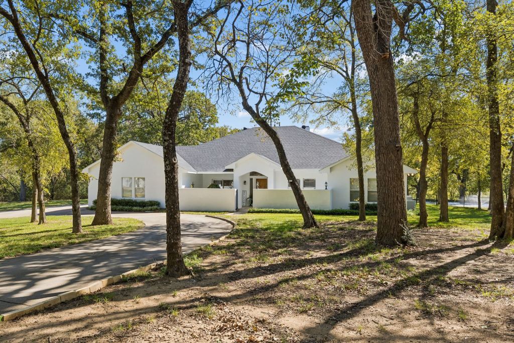 951 Oak Hill Court