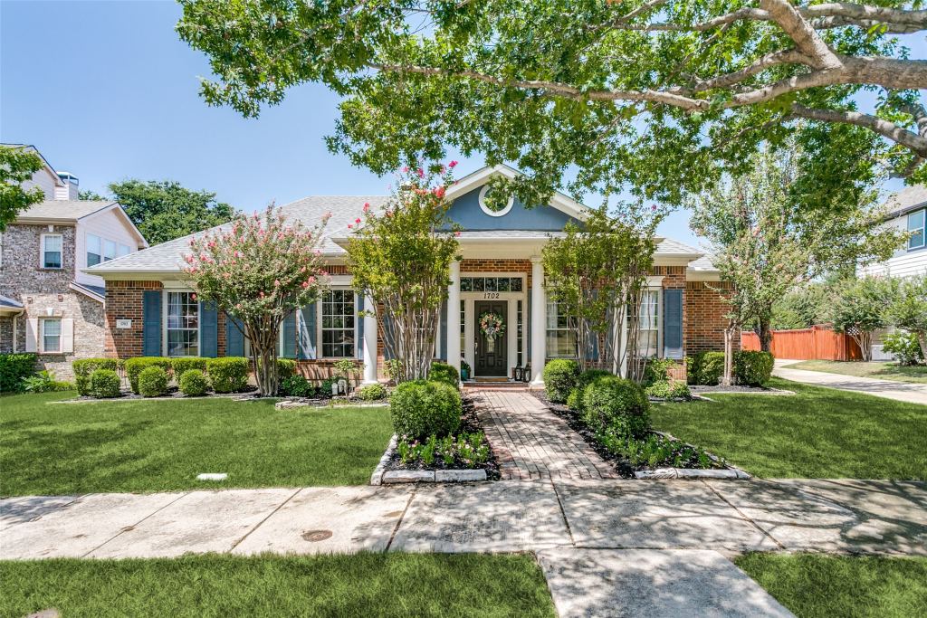 1702 Bluffview Lane, Carrollton, TX 75007 — photo 1