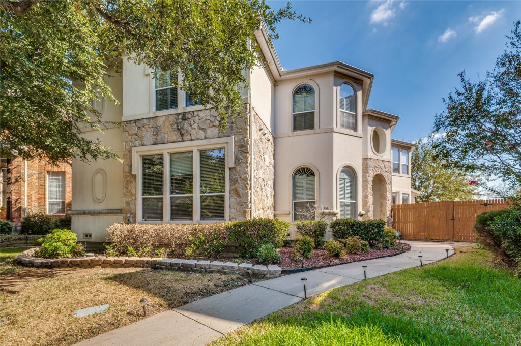 1014 Ricci Court, Irving, TX 75062 — photo 1