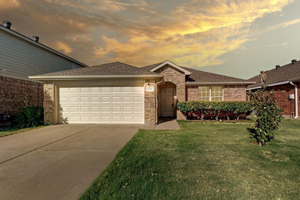 11501 Lauren Way, Fort Worth, TX 76244 — photo 1