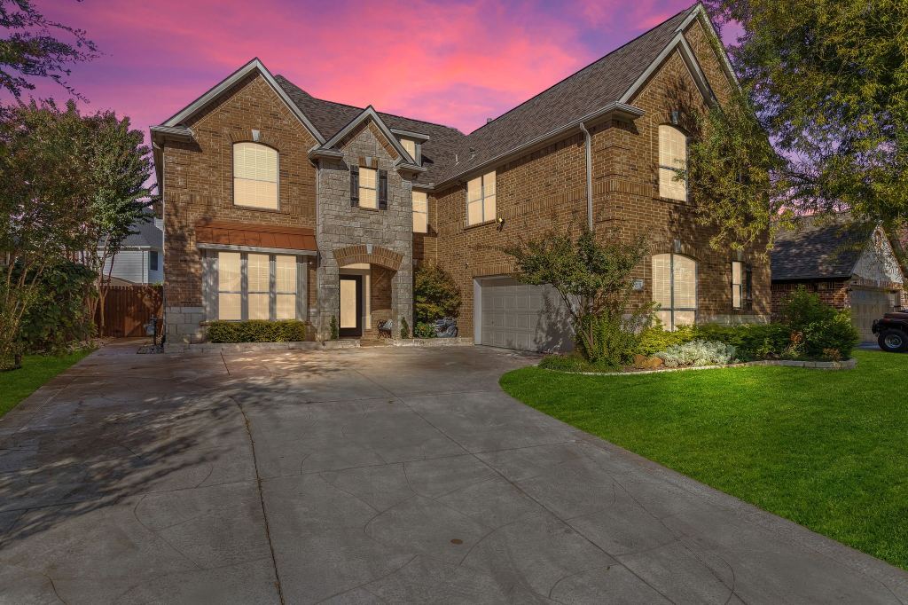 2228 Condor Street, Grand Prairie, TX 75052 — photo 1